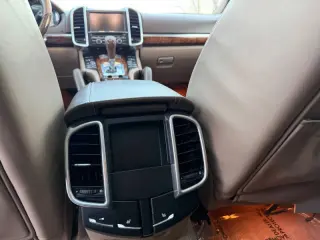 2011 Porsche Cayenne S