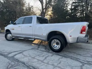 2015 RAM 3500 Laramie