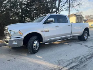 2015 RAM 3500 Laramie