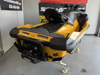 2021 Sea-Doo RXP-X