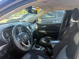 2018 Jeep Cherokee