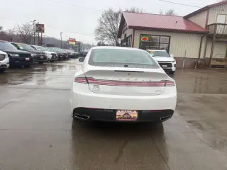 2014 Lincoln MKZ