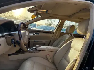 2013 Mercedes-Benz S-Class S 550 4MATIC