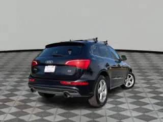 2011 Audi Q5 3.2 quattro Premium Plus