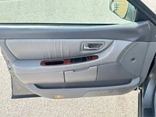 2004 Toyota Avalon XL