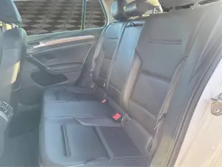2018 Volkswagen Golf TSI SE