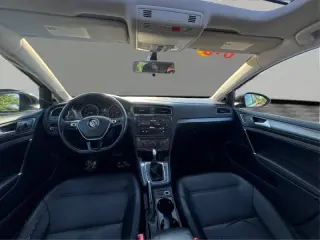 2018 Volkswagen Golf TSI SE