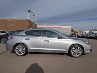 2017 Acura ILX w/Premium