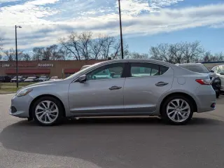 2017 Acura ILX w/Premium