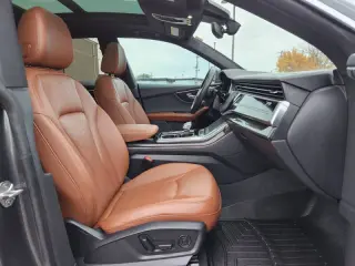 2021 Audi Q8