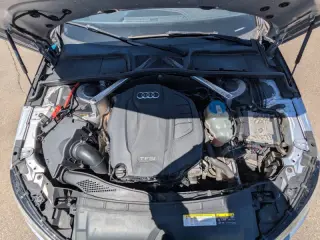 2018 Audi A4 2.0T quattro Premium Plus