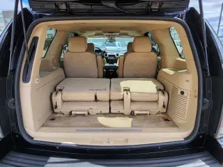 2013 Cadillac Escalade Premium