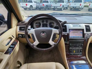 2013 Cadillac Escalade Premium