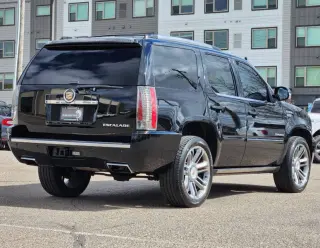 2013 Cadillac Escalade Premium