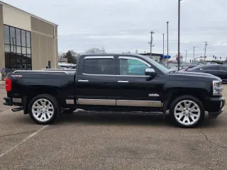 2016 Chevrolet Silverado 1500 High Country