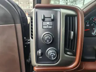 2016 Chevrolet Silverado 1500 High Country