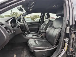 2013 Chrysler 200 Limited
