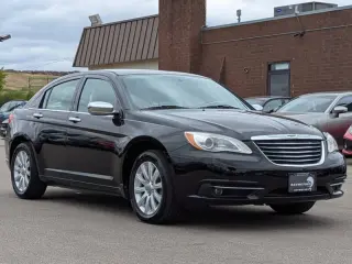 2013 Chrysler 200 Limited
