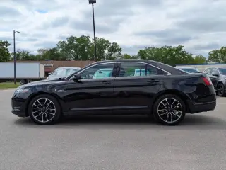 2019 Ford Taurus SHO