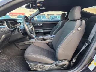 2022 Ford Mustang Mach 1