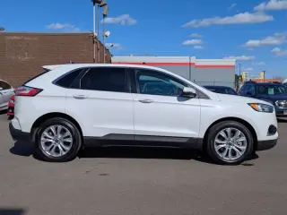 2021 Ford Edge