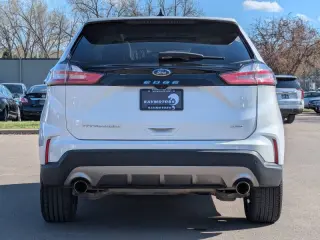 2021 Ford Edge
