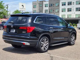2017 Honda Pilot Elite