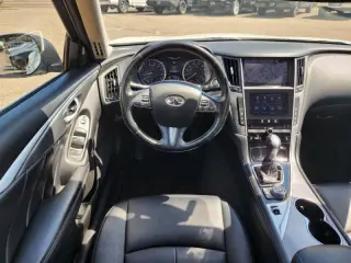 2015 Infiniti Q50 Premium