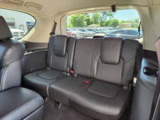 2017 Infiniti QX80