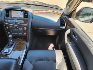 2017 Infiniti QX80