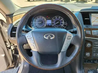 2017 Infiniti QX80