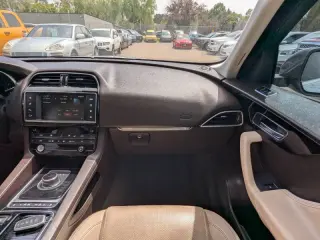 2018 Jaguar F-PACE 35t Prestige
