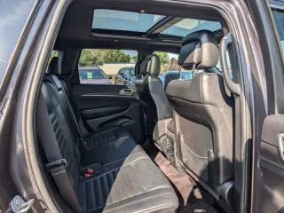 2018 Jeep Grand Cherokee Sterling Edition