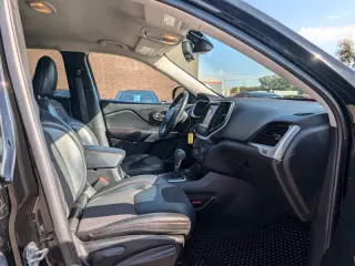2017 Jeep Cherokee Trailhawk