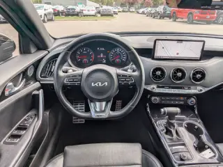 2023 Kia Stinger GT-Line