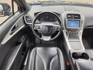 2020 Lincoln Nautilus Standard