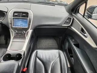 2020 Lincoln Nautilus Standard