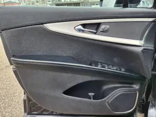 2020 Lincoln Nautilus Standard