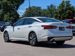 2019 Nissan Altima 2.5 SV