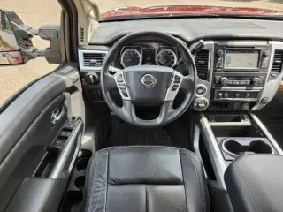 2018 Nissan Titan XD SL