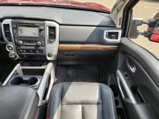 2018 Nissan Titan XD SL