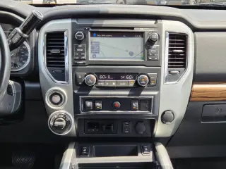 2018 Nissan Titan XD SL