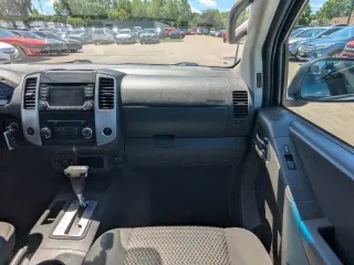 2017 Nissan Frontier SV V6