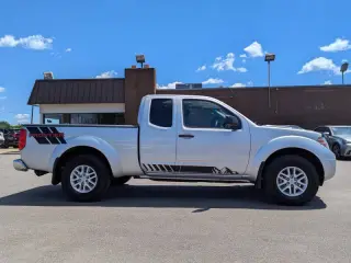 2017 Nissan Frontier SV V6