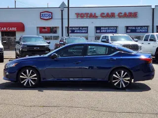 2021 Nissan Altima 2.5 SR