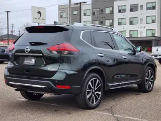 2020 Nissan Rogue SL