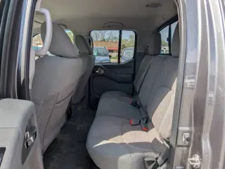 2017 Nissan Frontier SV