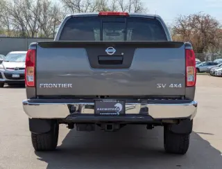 2017 Nissan Frontier SV