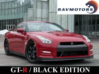2015 Nissan GT-R Black Edition