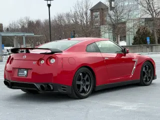 2015 Nissan GT-R Black Edition